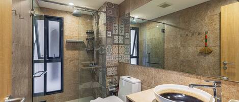 Standard Apartment, Balcony, Courtyard View | Bathroom | Shower, hair dryer