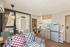 1 bedroom, in-room safe, laptop workspace, blackout curtains - One bedroom Condo in Title V Condo 310 (Rawai)