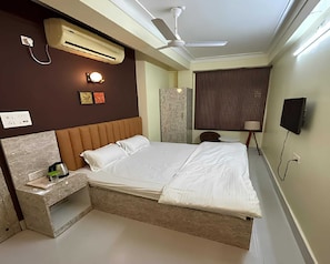 Habitación clásica | Escritorio, espacio para trabajar con un portátil, wifi gratis