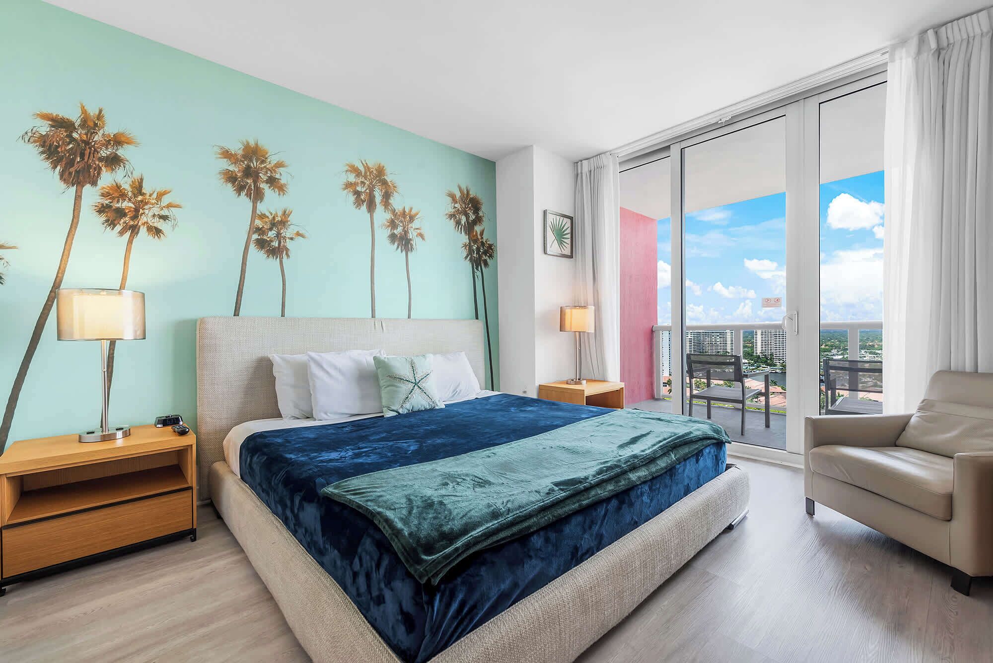 2 多间卧室、办公桌、熨斗/熨衣板、旅行婴儿床