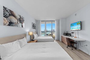 Desk, iron/ironing board, WiFi, bed sheets