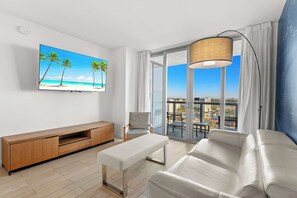 TV, offices - Balcony Bliss - Beachside Services - 26th Floor (Hallandale Beach)