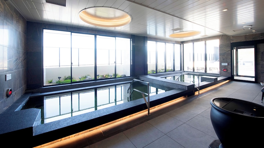 THE RISE OSAKA UNIVERSAL BAYSIDE