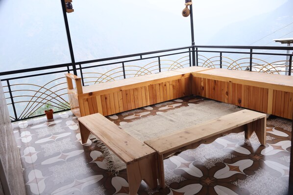 Exterior - Bhaskar Villa (Sainj)