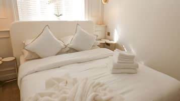 3 bedrooms, individually decorated, individually furnished, free WiFi