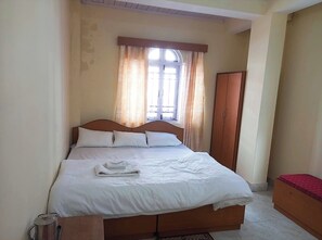 Pemandangan dari bilik