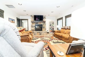 TV, fireplace, DVD player