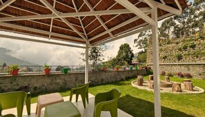 Fireplace - Banana Tree Retreat (Kodaikanal)