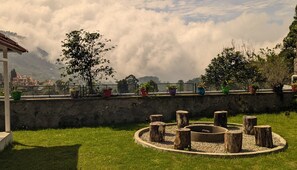 Tempat bermain anak - outdoor