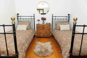 1 soverom, strykejern/-brett, wi-fi og sengetøy