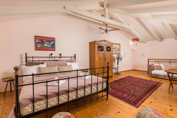 1 chambre, fer et planche à repasser, Wi-Fi, draps fournis