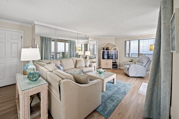 Téléviseur connecté, sélection de musique, sélection de films