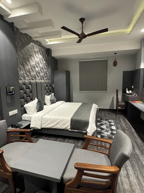 Superior Double Room, City View | Individually furnished, desk, free WiFi, bed sheets - Sky Star Hotel (Amritsar)