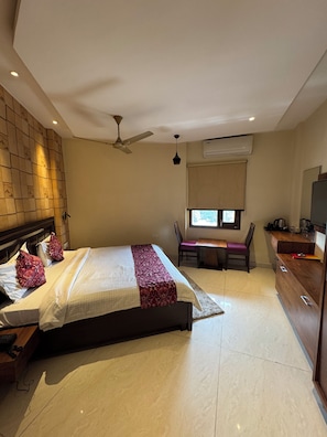 View from room - Sky Star Hotel (Amritsar)