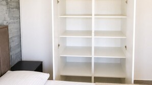 Uklassifisert bilde, 2 av 12, knapp