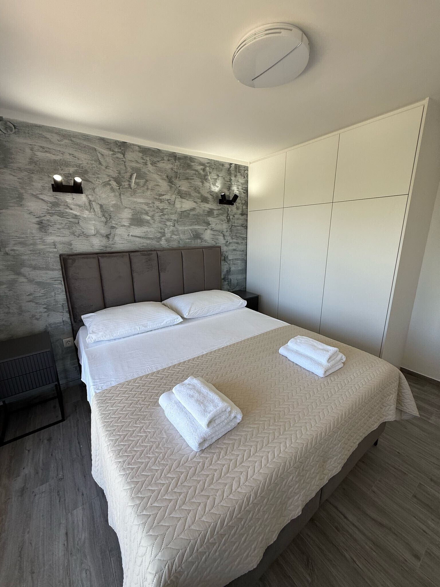 1 bedroom, free WiFi, bed sheets