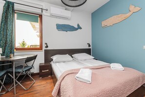 Apartemen Comfort, balkon | 1 kamar tidur, setrika/meja setrika, dan Wi-Fi gratis