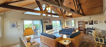 5-bedroom house in tranquil Corolla North Carolina OBX 4x4 Carova