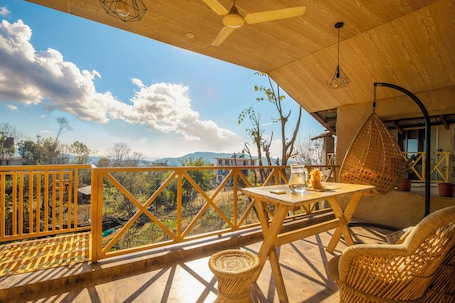 Superior Triple Room, Valley View | Free WiFi