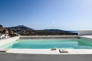Apartment | Internet - Amphora Helios Gem - Private Jacuzzi and Views (Santorini)