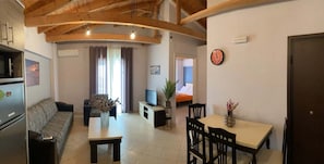 House | 2 bedrooms, Internet - Villa Orestis - Stoupa Garden Getaway (West Mani)