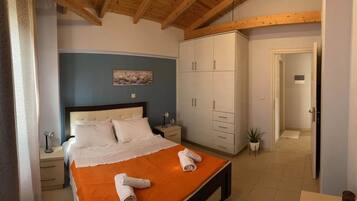 Apartment | 2 bedrooms, soundproofing, Internet