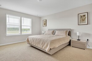 4 bedrooms, free WiFi