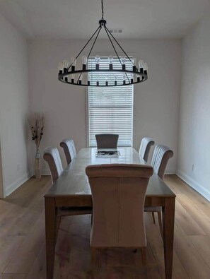 Dining - Modern 4BR Retreat (Douglasville)