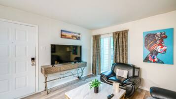 Apartment (1 Bedroom) | Interior