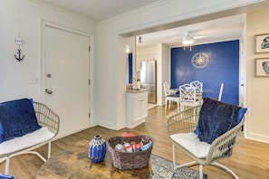 Interior - Beach + Pool Access: Hilton Head Resort Getaway! (Hilton Head Island)