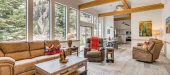 On-site River Access: Mtn-view Ouray Oasis!