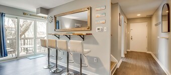 Walk to Casino: Condo w/ Balcony in Atlantic City!