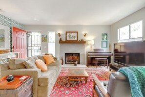 Apartment (2 Bedrooms) | Front of property