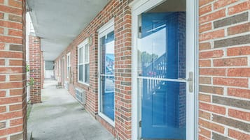 Apartment (0 Bedroom) | Interior