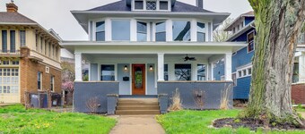 4 Mi to Downtown Toledo: Walkable Riverside Apt