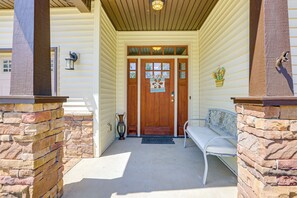Interior - Stay at Jos Taylor Retreat: 9 Mi to Greenville! (Taylors)