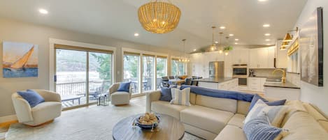 House (2 Bedrooms) | Interior