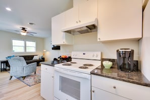 House (2 Bedrooms) | Interior