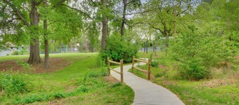2 Mi to Downtown: Greensboro Home By Park!