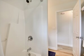 Interior - 2 Mi to Downtown: Greensboro Home By Park! (Greensboro)