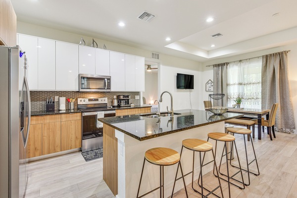 House (3 Bedrooms) | Interior