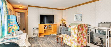 House (2 Bedrooms) | Front of property