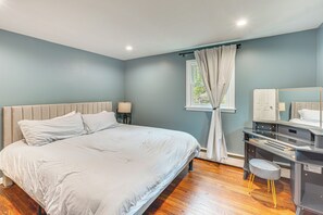 House (4 Bedrooms) | Interior - Home: 2 Mi to Thayer Gate at U.s. Military Academy (Highland Falls)