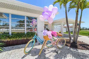 House (2 Bedrooms) | Interior - 3 Mi to Beach: Delightful South Venice Retreat! (Venice)