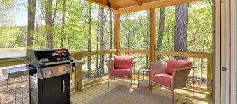 Fish & Hike: Cabin Hideaway w/ Deck in Alabama