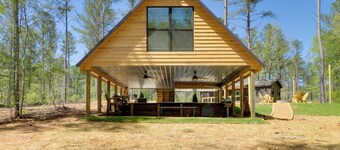 Cabin w/ Lake Access Near Talladega Nat'l Forest