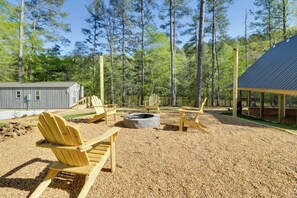 House (1 Bedroom) | Interior - Fire Pit + Lake Access: Cabin Retreat in Heflin (Heflin)
