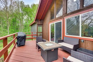 House (3 Bedrooms) | Interior - 11 Mi to Massanutten: 'shenandoah River Chalet' (Shenandoah)