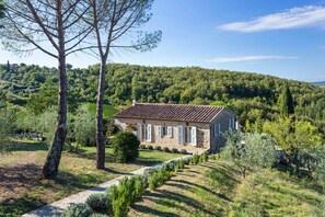Villa | 4 bedrooms - Fattoria Valtellina by Boutique Tuscany (Gaiole in Chianti)