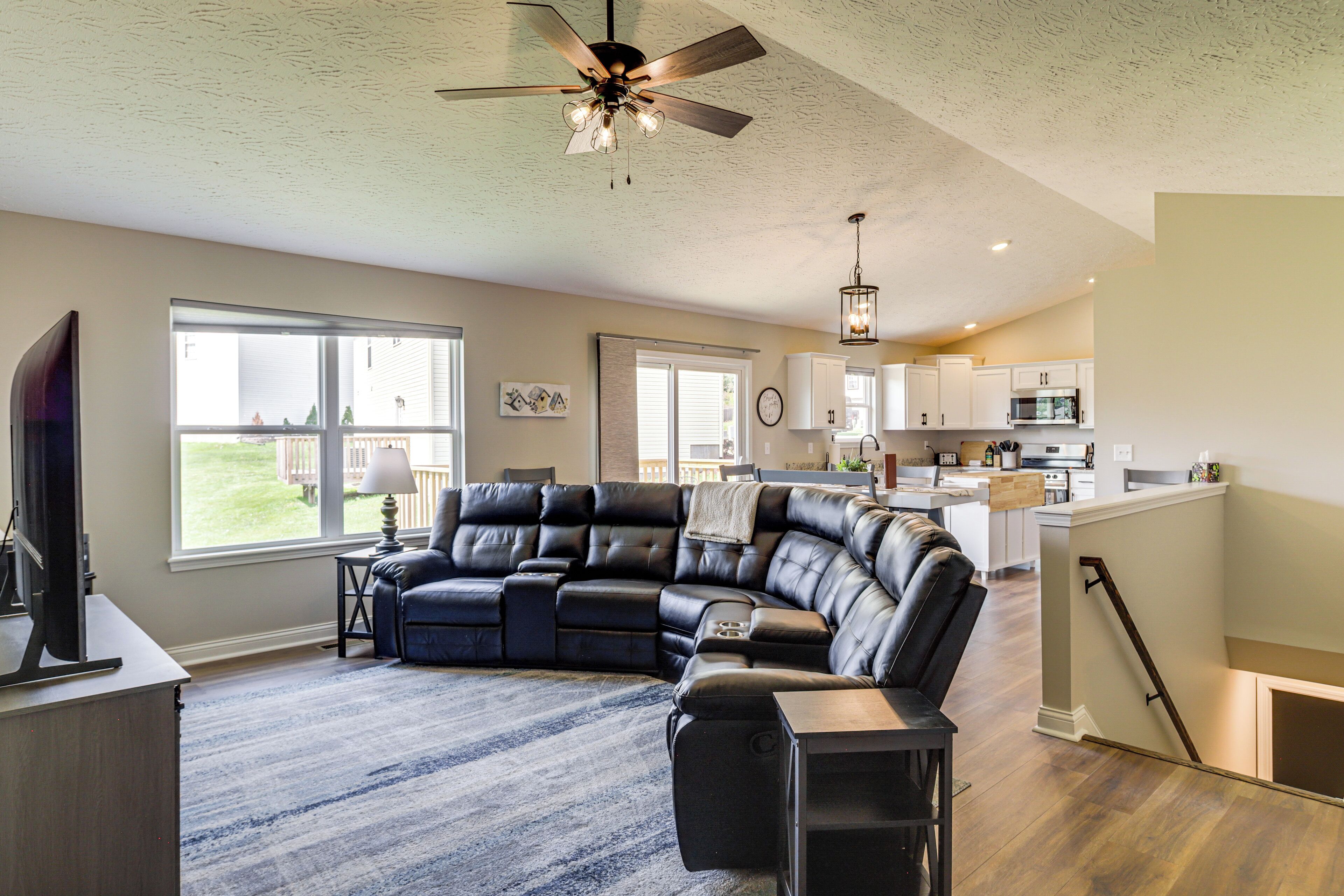 House (5 Bedrooms) | Front of property